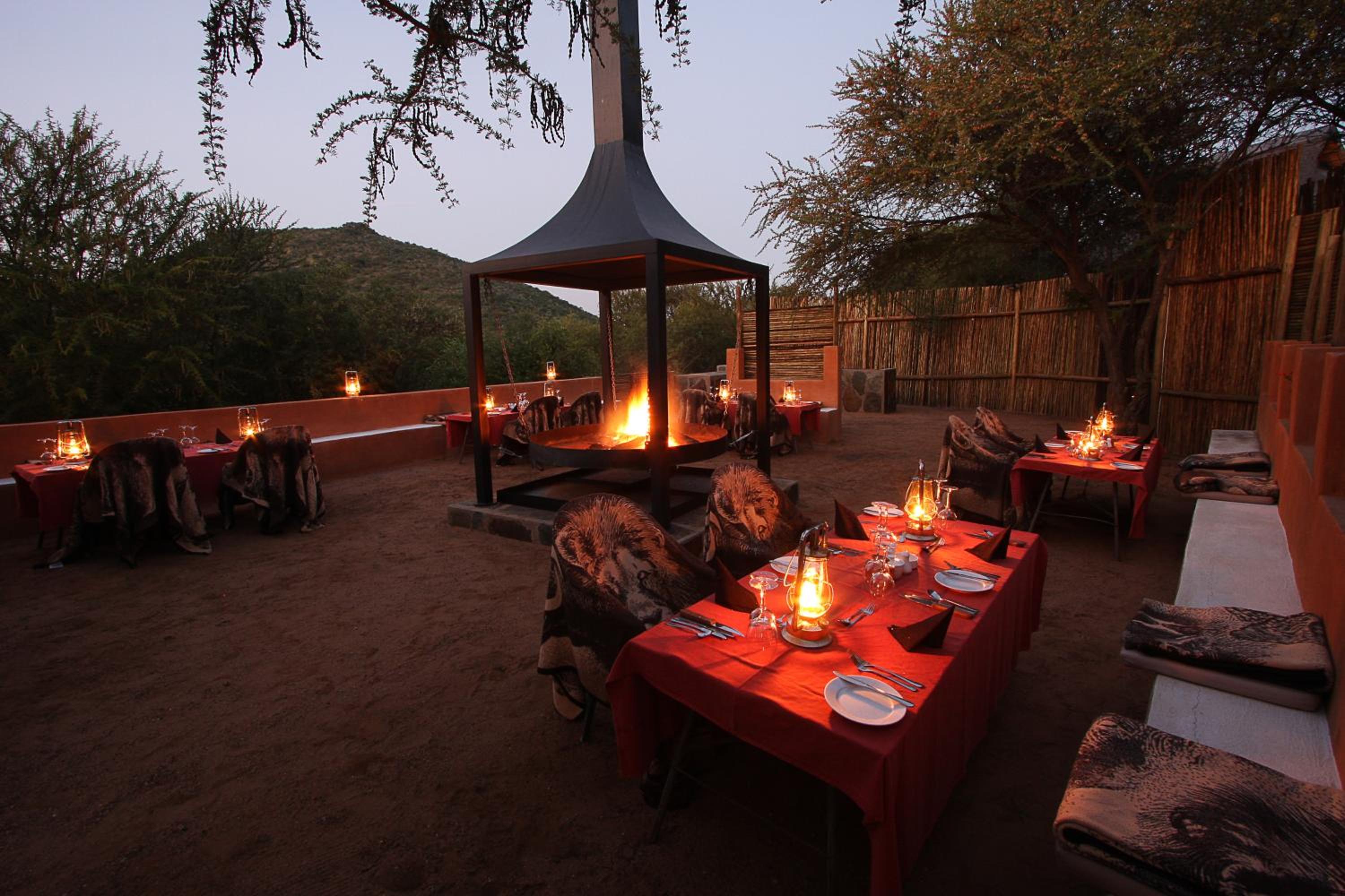 Tau Game Lodge 54/56