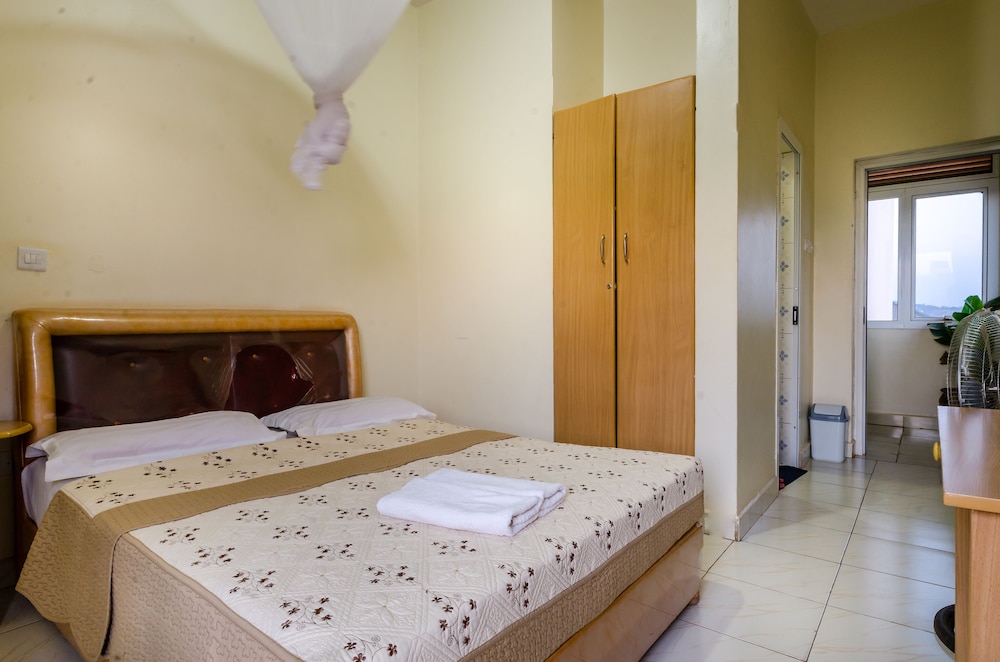 Hotel Top Five 18/52