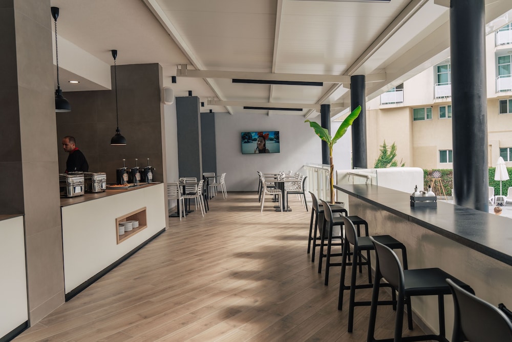Hotel Perla 35/44