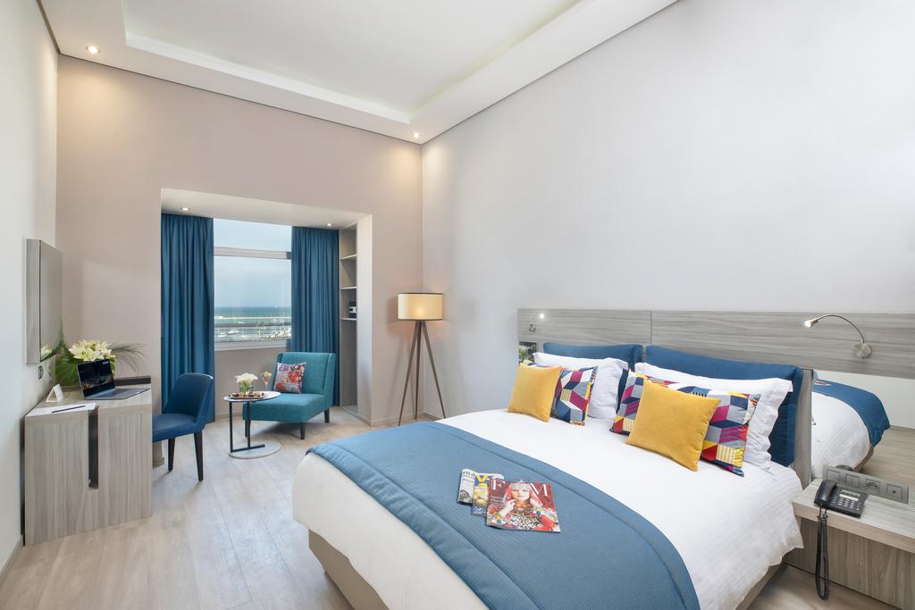 STANDARD, TWIN BEDS, SEA VIEW