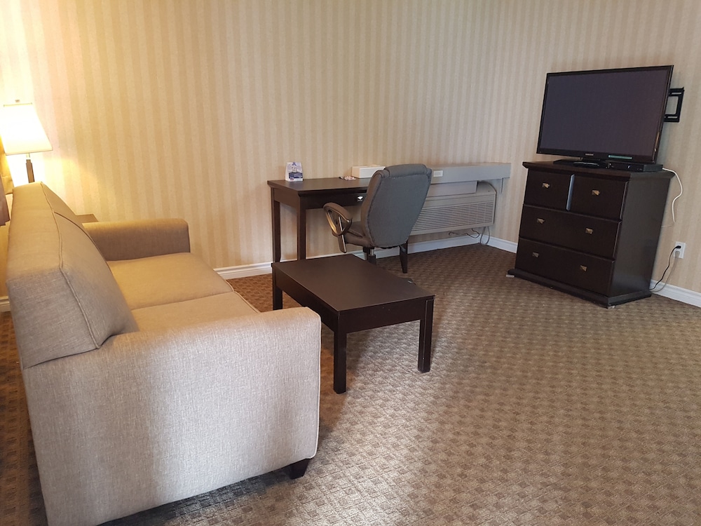 Travelodge By Wyndham Kamloops Mountview 25/69