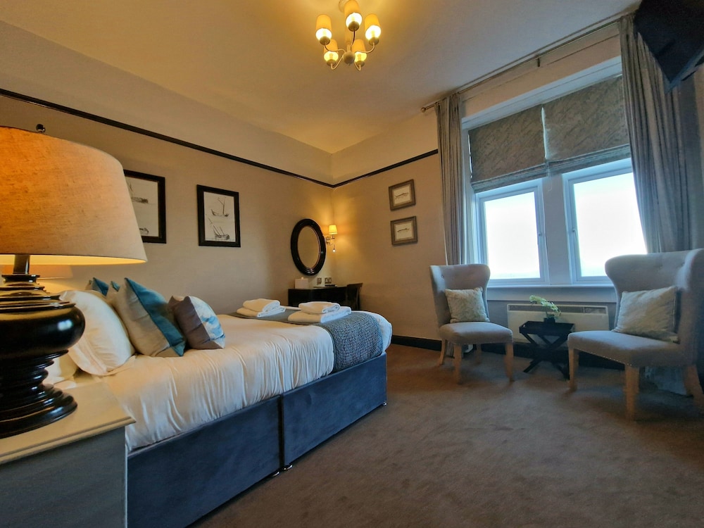 West Highland Hotel 11/71