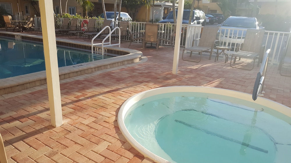 Inn at the Beach 39/69