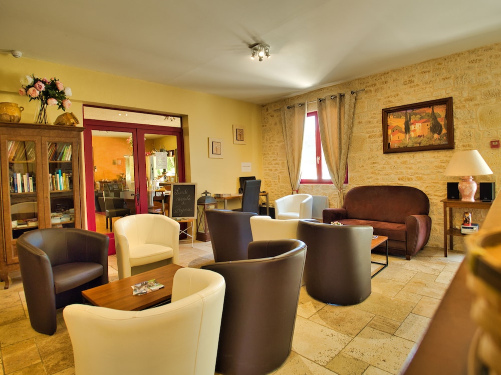 HOTEL L OUSTAL 27/50
