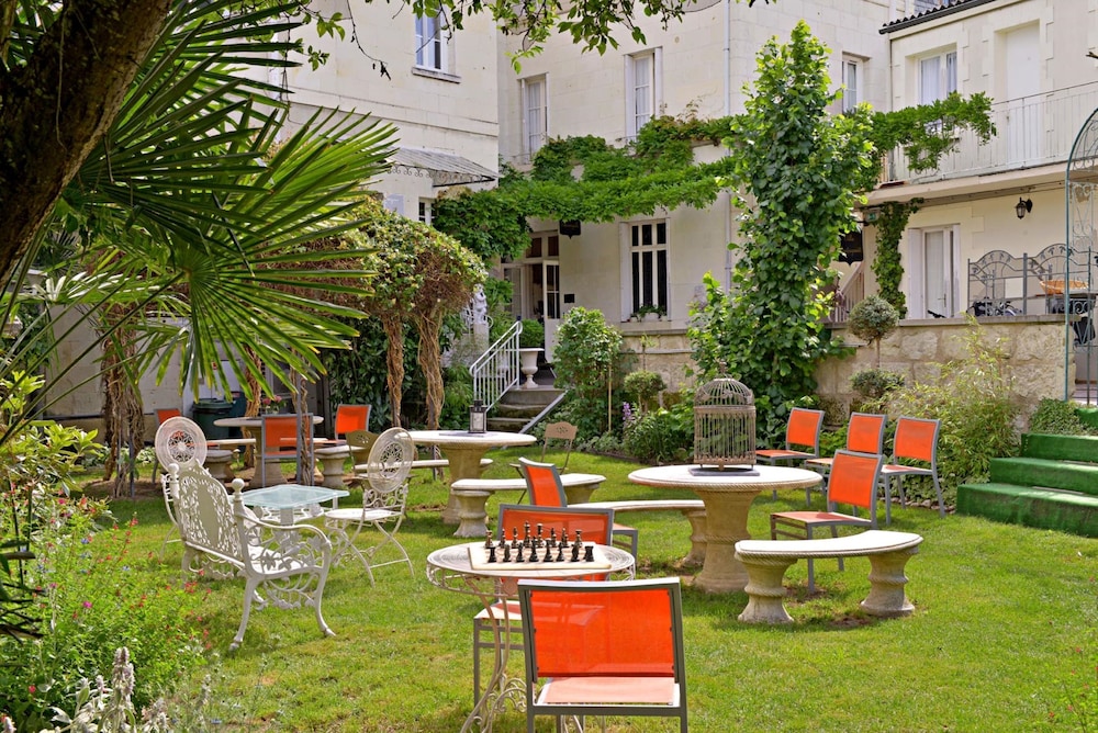 Citotel Le Plantagenet 58/65