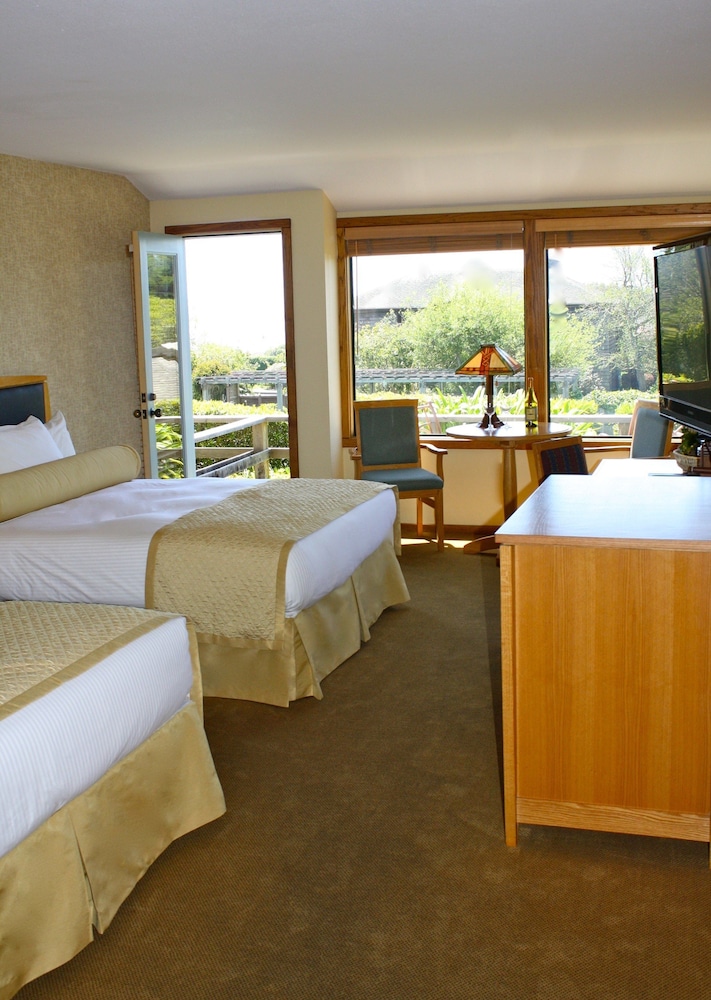 The Inn at the Tides 39/53