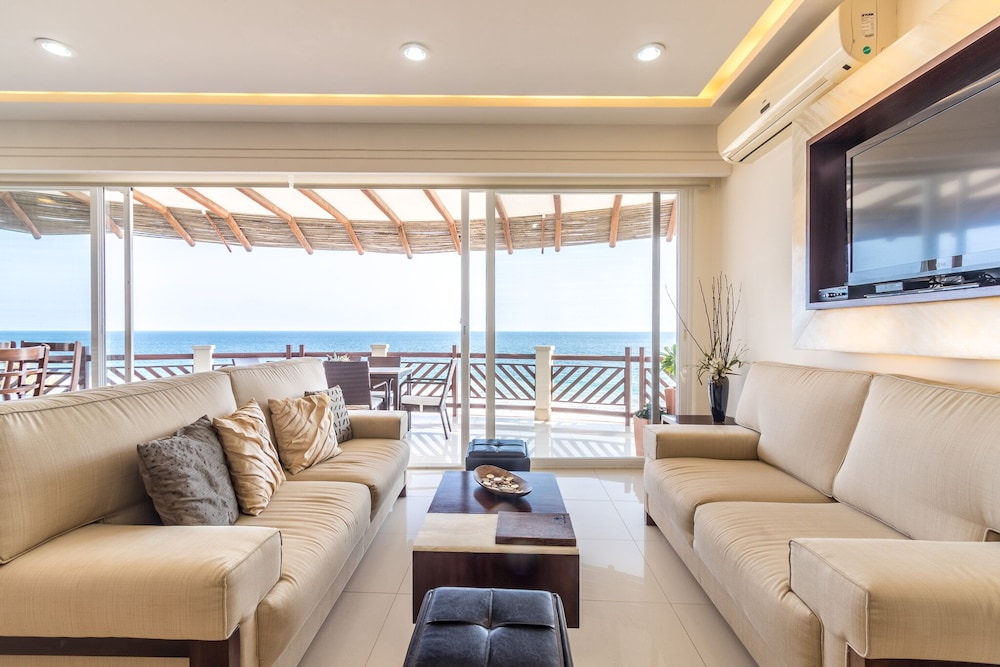 Vivo Resorts 22/50