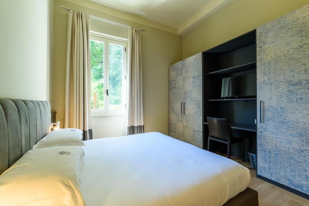 Hotel Villa Paradiso 6/30