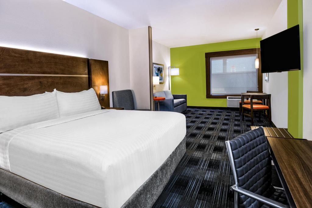 1 Bedroom, Suite, Accessible