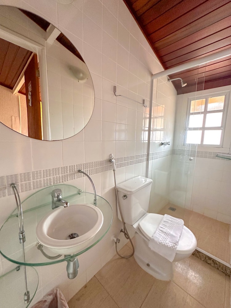 Hotel Residencial Portoveleiro 64/64