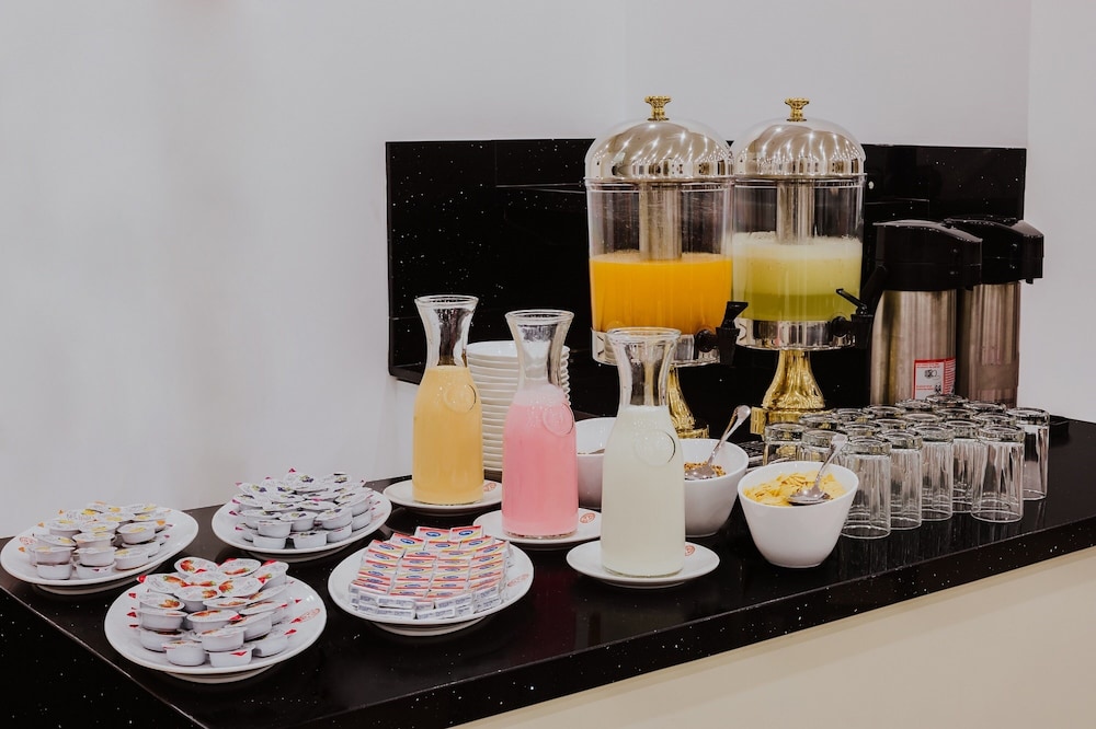 Hotel Grand Nobility 50/64