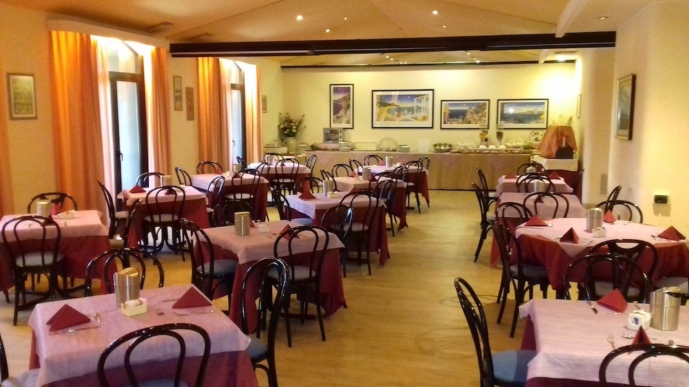 Balletti Palace Hotel 36/40