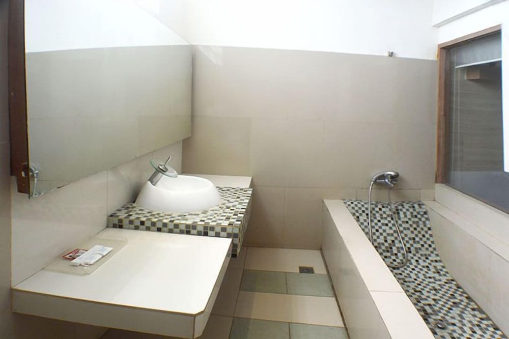 Papaho Hotel 14/16