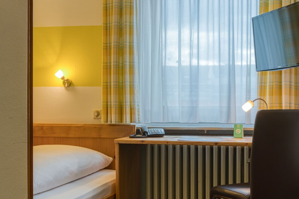 غرفة كلاسيكية بسرير كوين، Centro Hotel Sautter 9/10