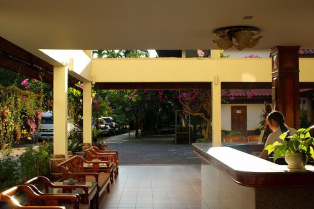 Patong Palace Hotel 7/50