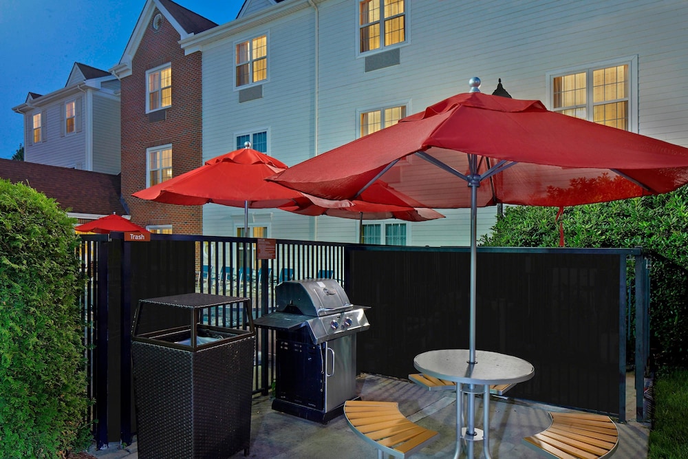 The Residences at Tewksbury (ex. Towneplace Suites By Marriott Boston Tewksbury) 2/31