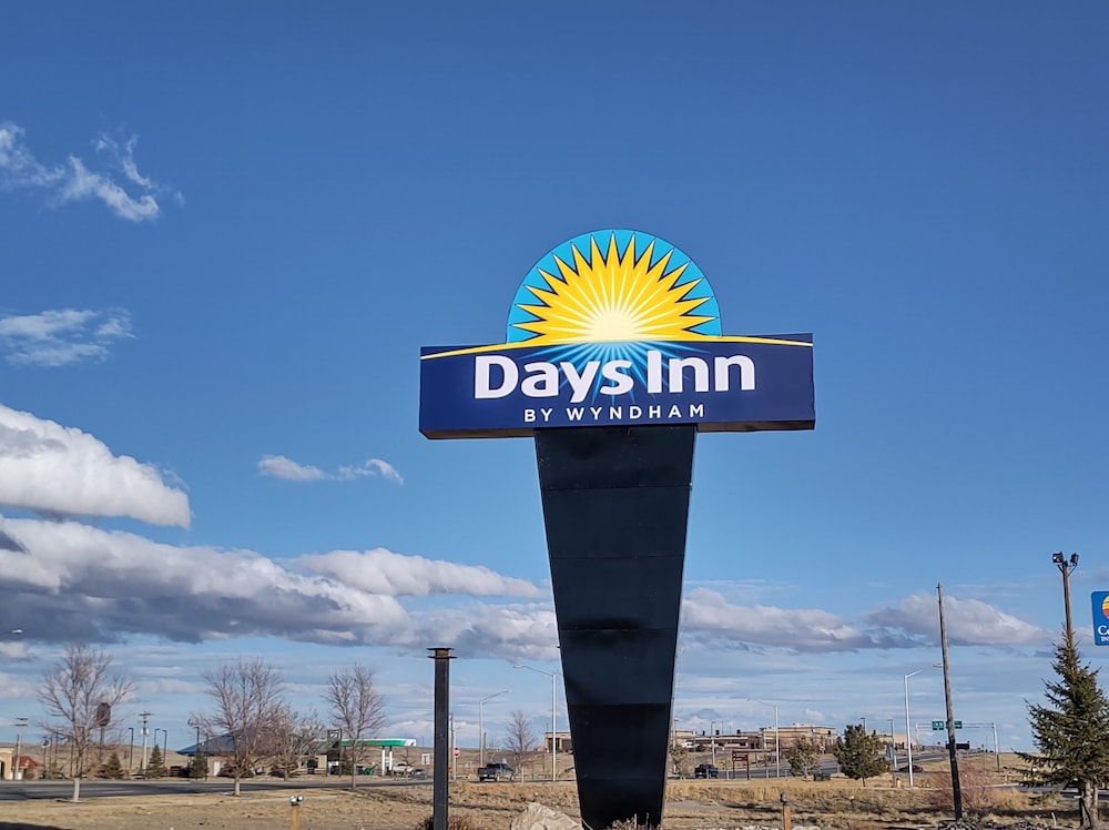 Days Inn by Wyndham Rawlins 31/64