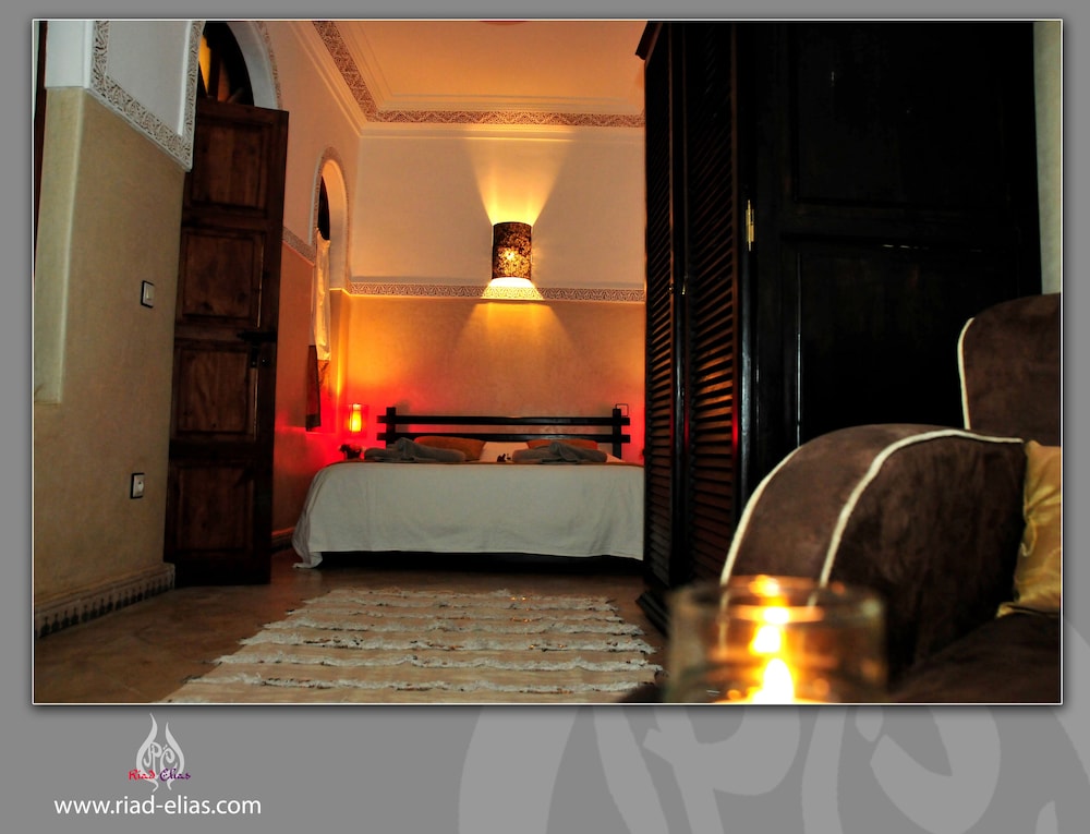 Riad Elias 11/72