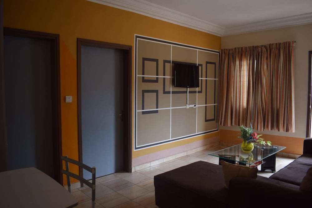 Hôtel Résidence Péronne 27/32