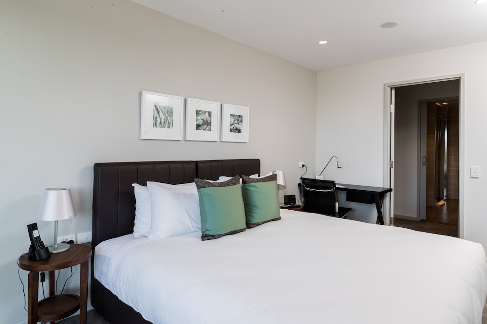 The Branksome Hotel & Residences 17/60