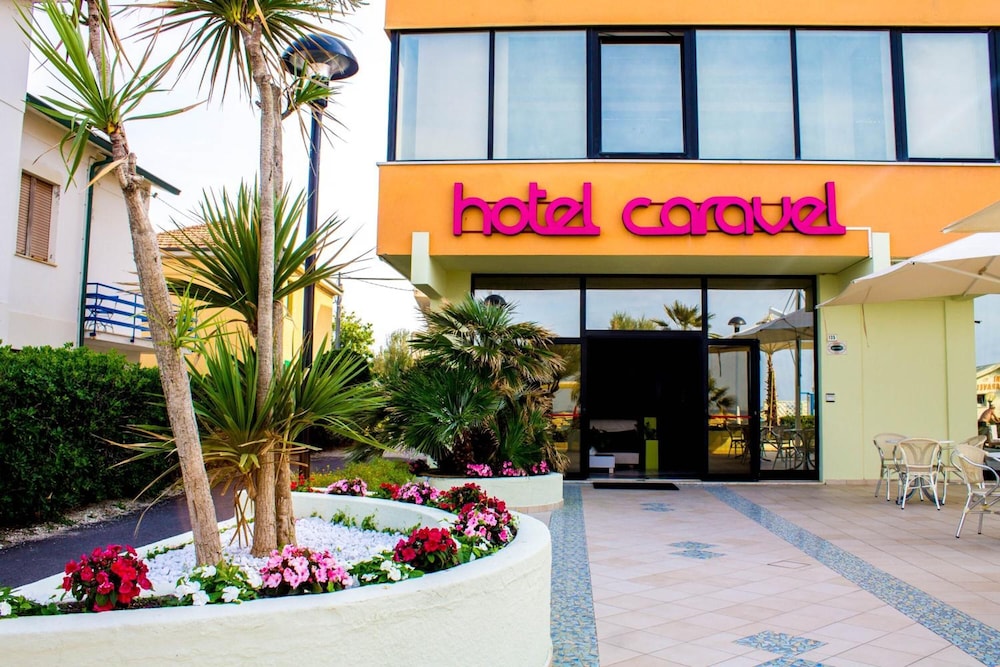 Hotel Caravel 3/50