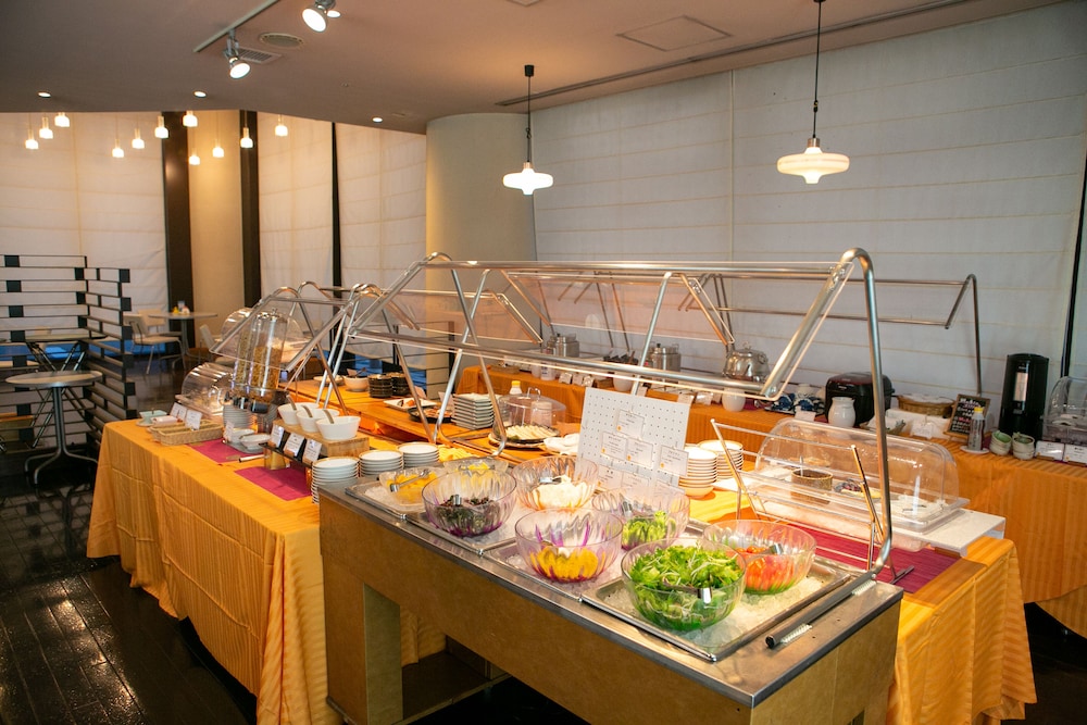 Hotel New Otani Takaoka 45/55