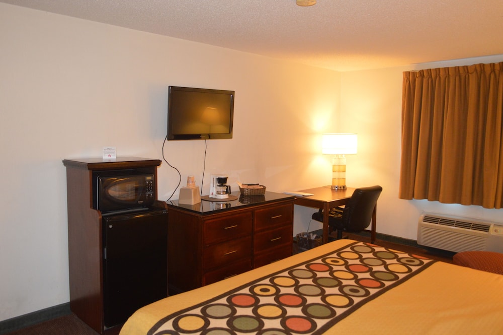 American Elite Inn 36/66