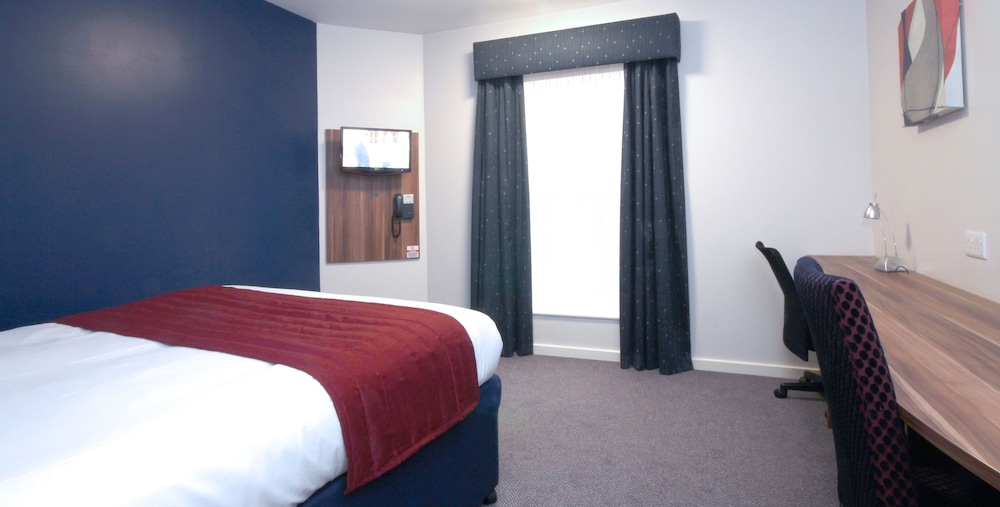 Ramada by Wyndham London Stansted Airport 7/35