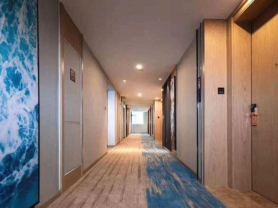Kyriad Marvelous Hotel (Tianjin Yujiapu Financial Center) 46/52