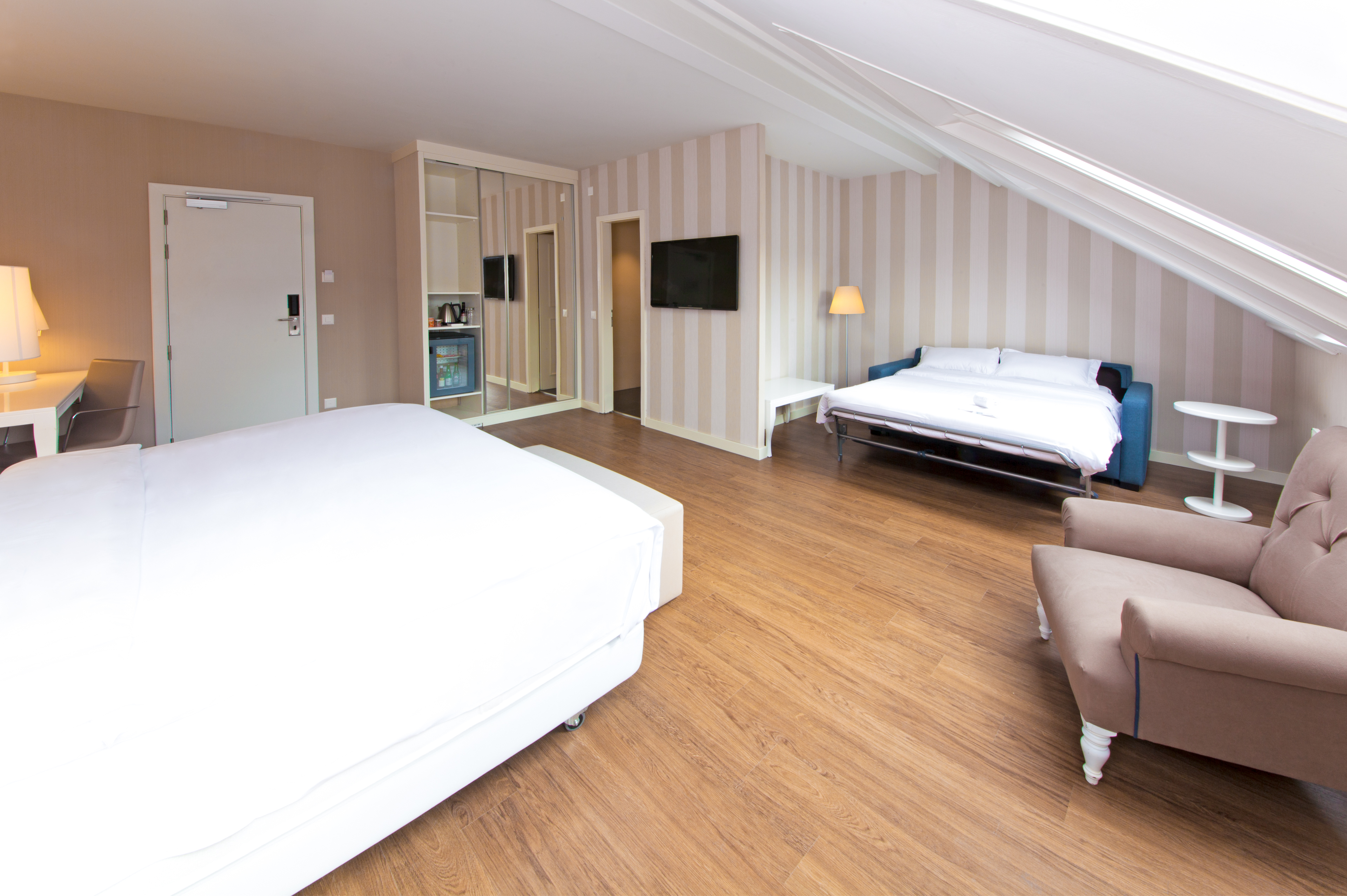 Hotel Geneva by Fassbind 10/32