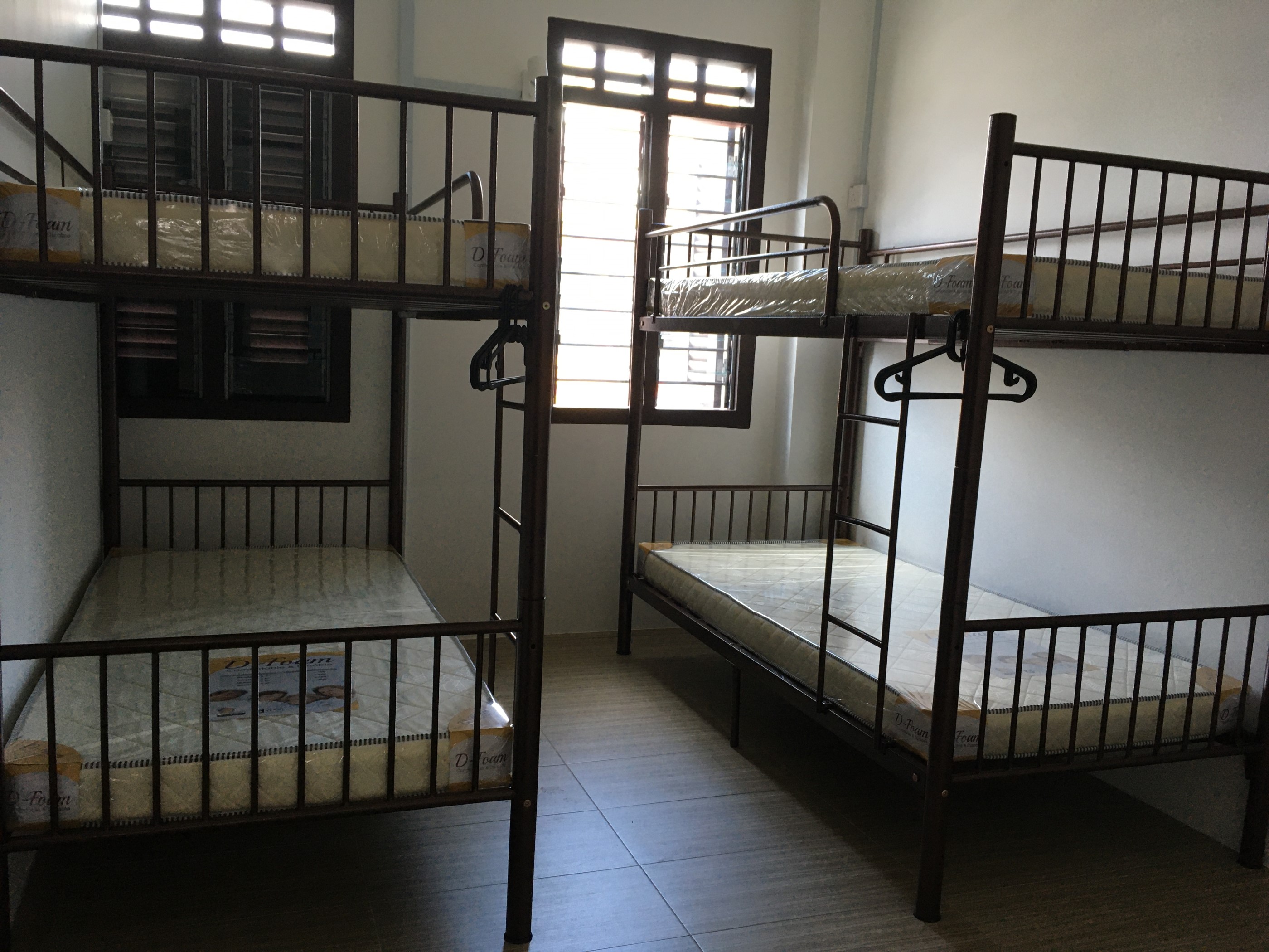 Mixed Dorm, 4 People