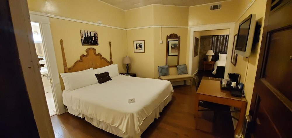 Glen Tavern Inn 28/58