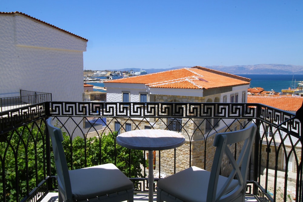 Cesme Kale Tas Apart 27/32