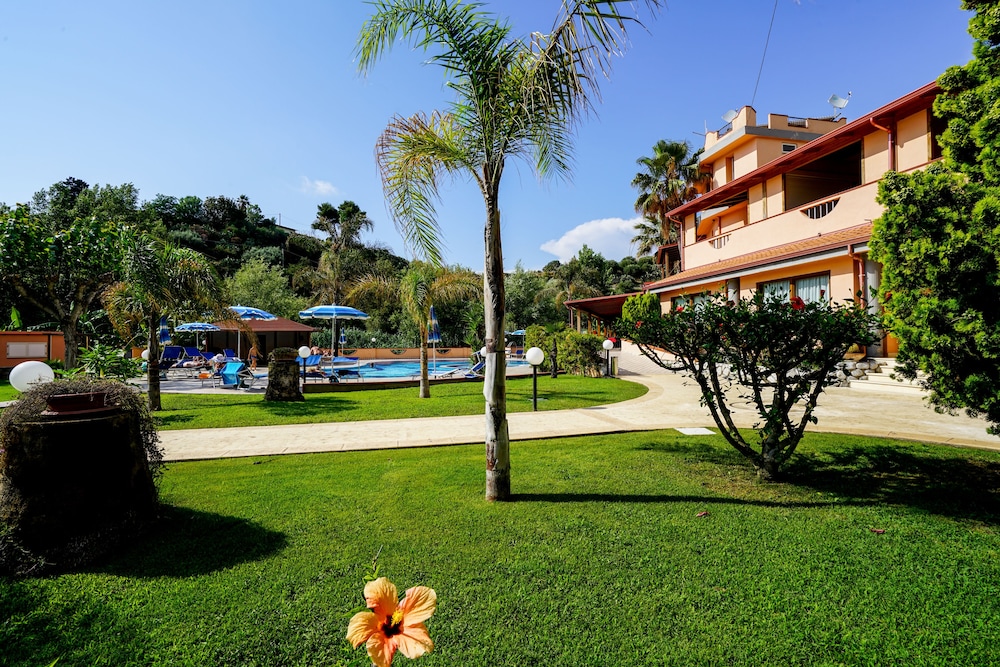 VILLAGGIO RESIDENCE OLD RIVER 55/66