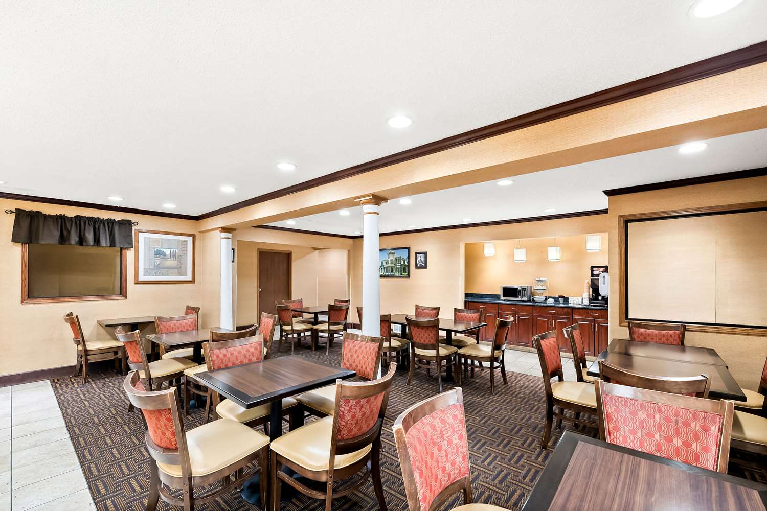 restaurant cafeteria