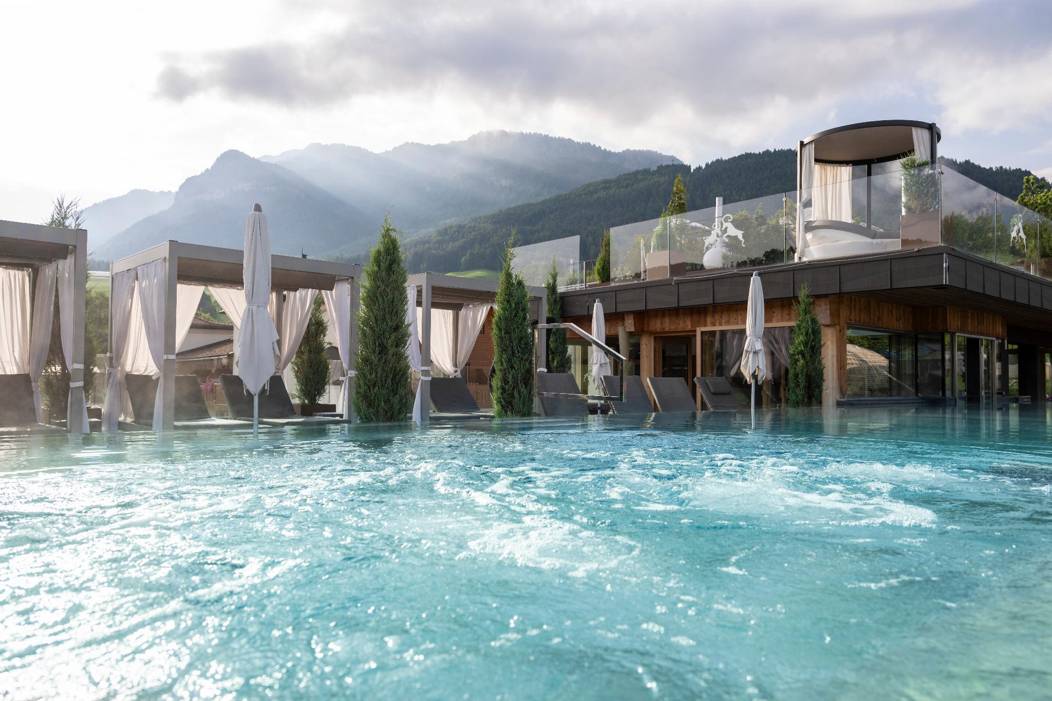 Abinea Dolomiti Romantic Spa Hotel 3/27