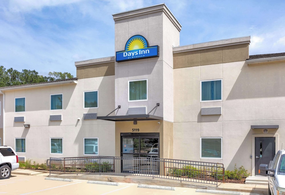 Days Inn by Wyndham Zachary LA 1/37