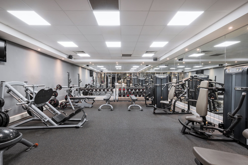 Holiday Inn Glasgow East Kilbride 46/71
