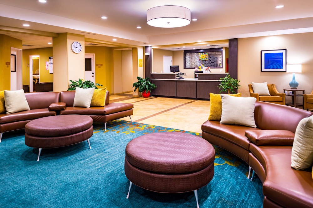 CANDLEWOOD SUITES CARLSBAD SOUTH 38/50