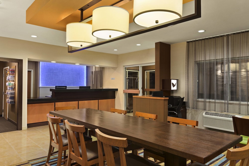 SureStay by Best Western Mount Pleasant Racine 44/61