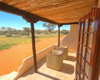 Intu Africa-Zebra Kalahari Lodge 17/52