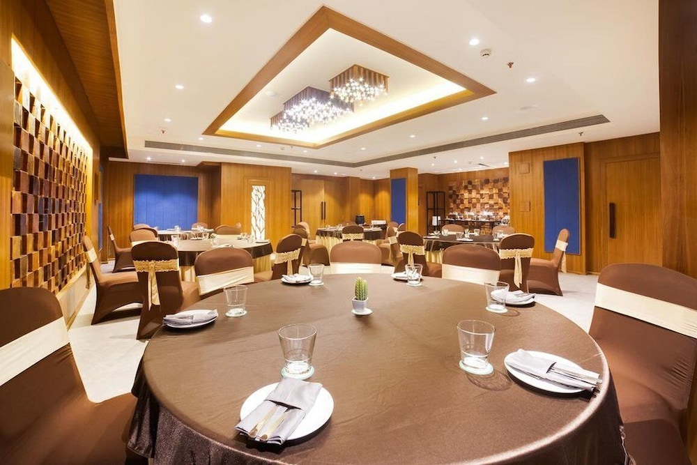 The Fern Residency Bhopal 45/56