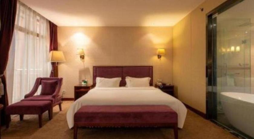 Foshan Emperor Hotel 27/69