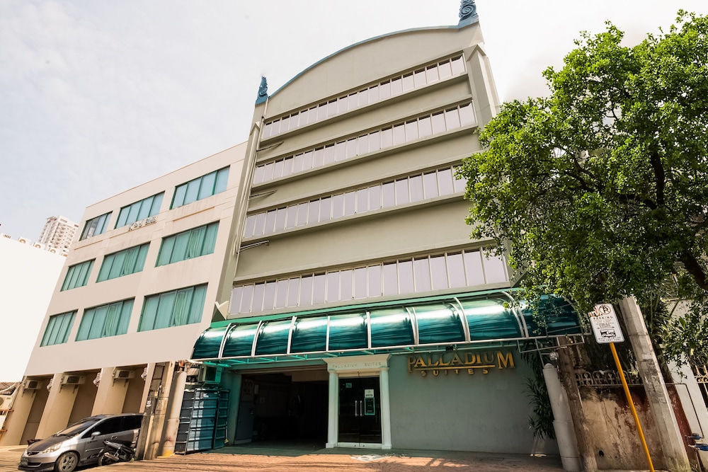 Palladium Suites 2/49