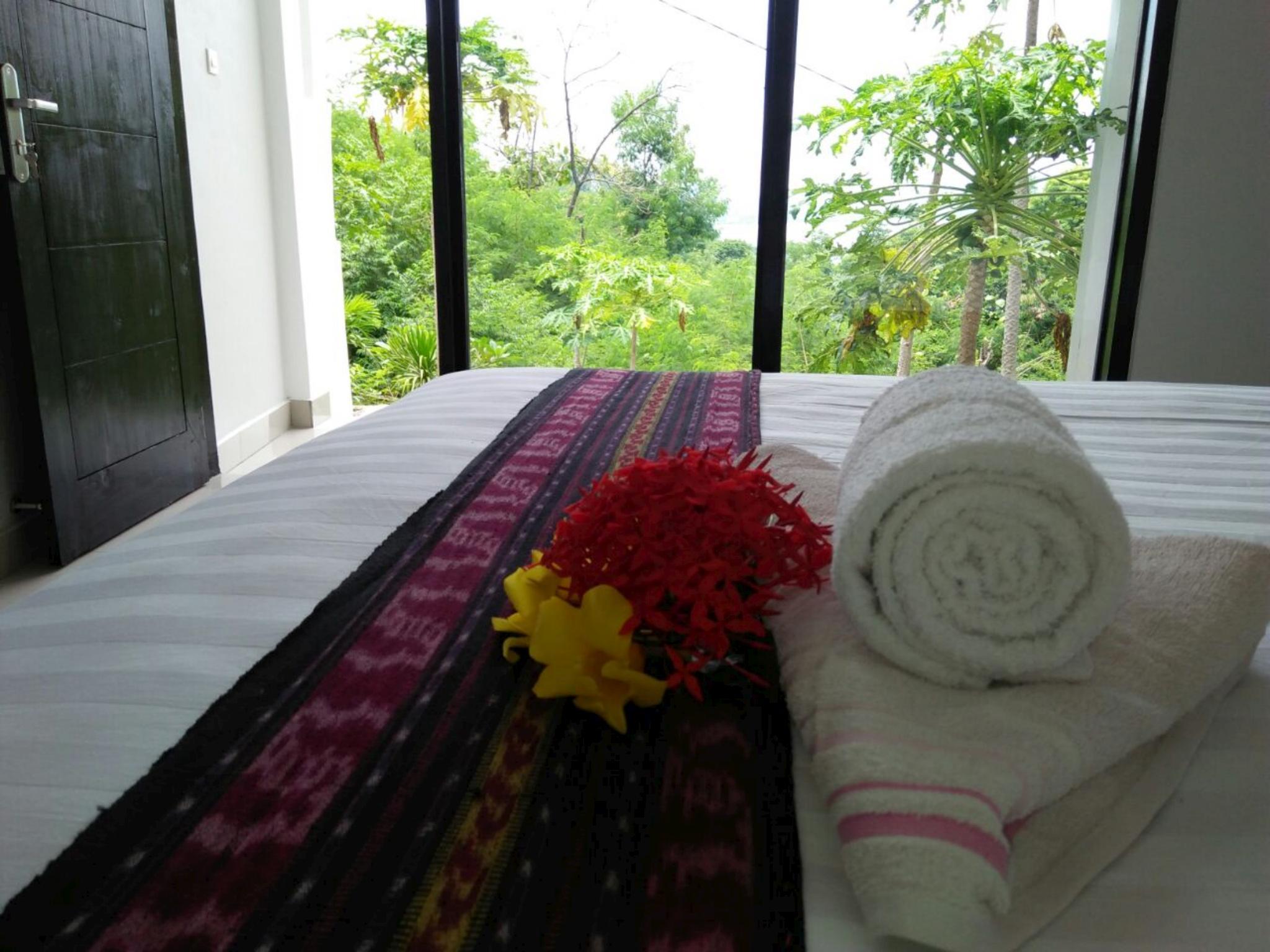 CF Komodo Hotel 18/36
