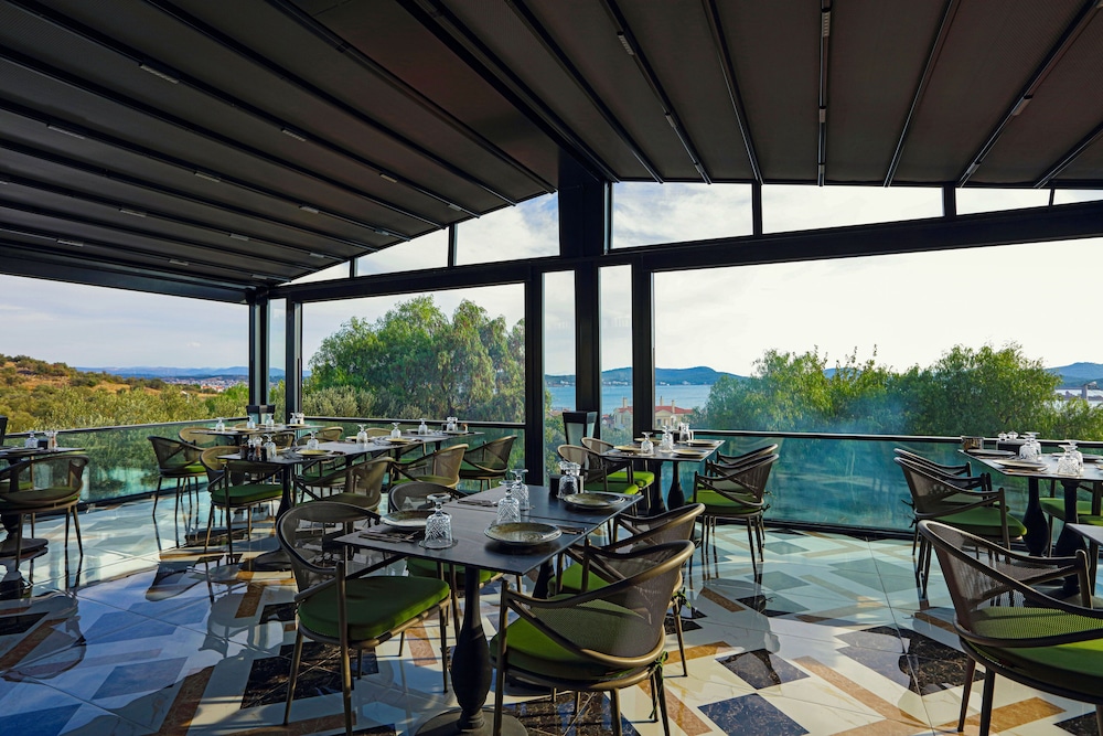 Cunda Baradiel Hotel 39/50