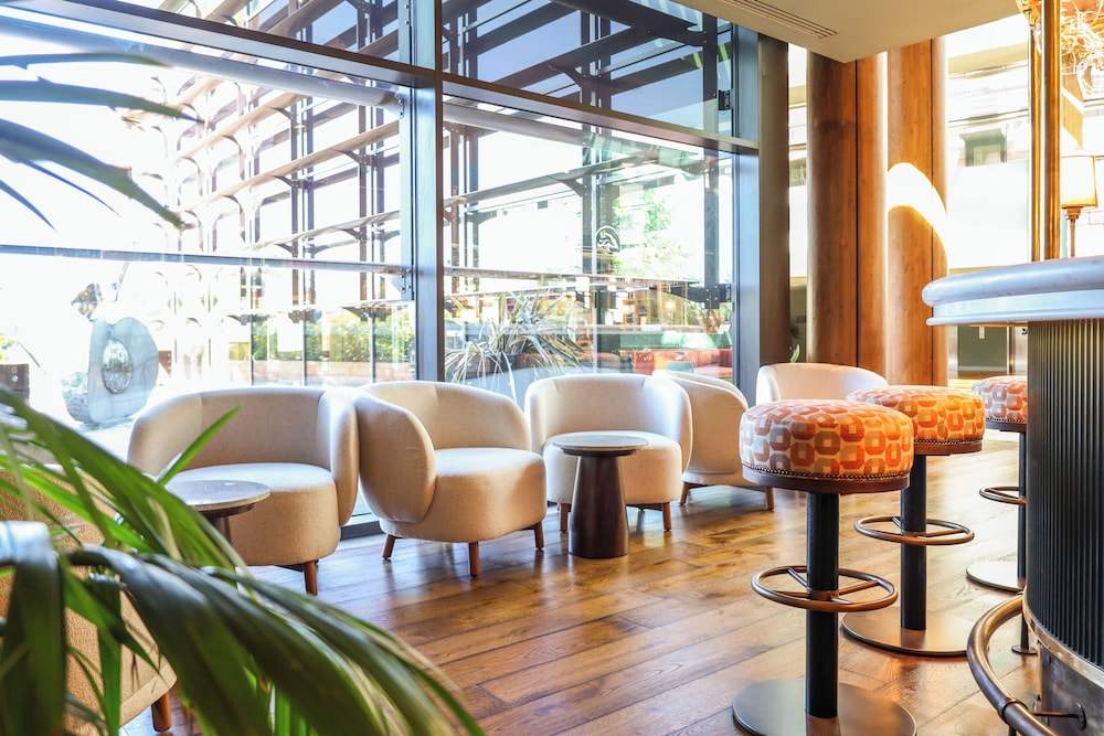 The Orchard Hotel Restaurant 50/63
