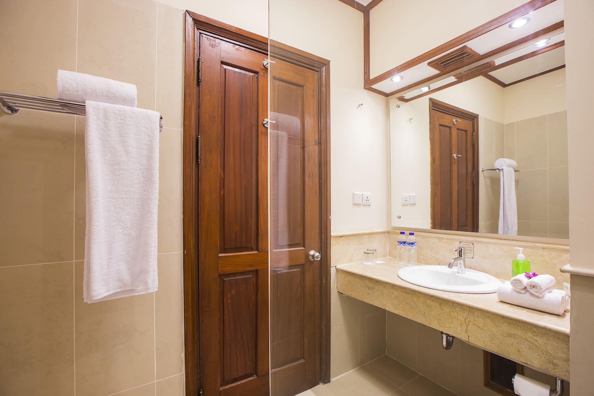 غرفة سوبيريور بسريرين منفصلين، Bali Garden Beach Resort 10/10