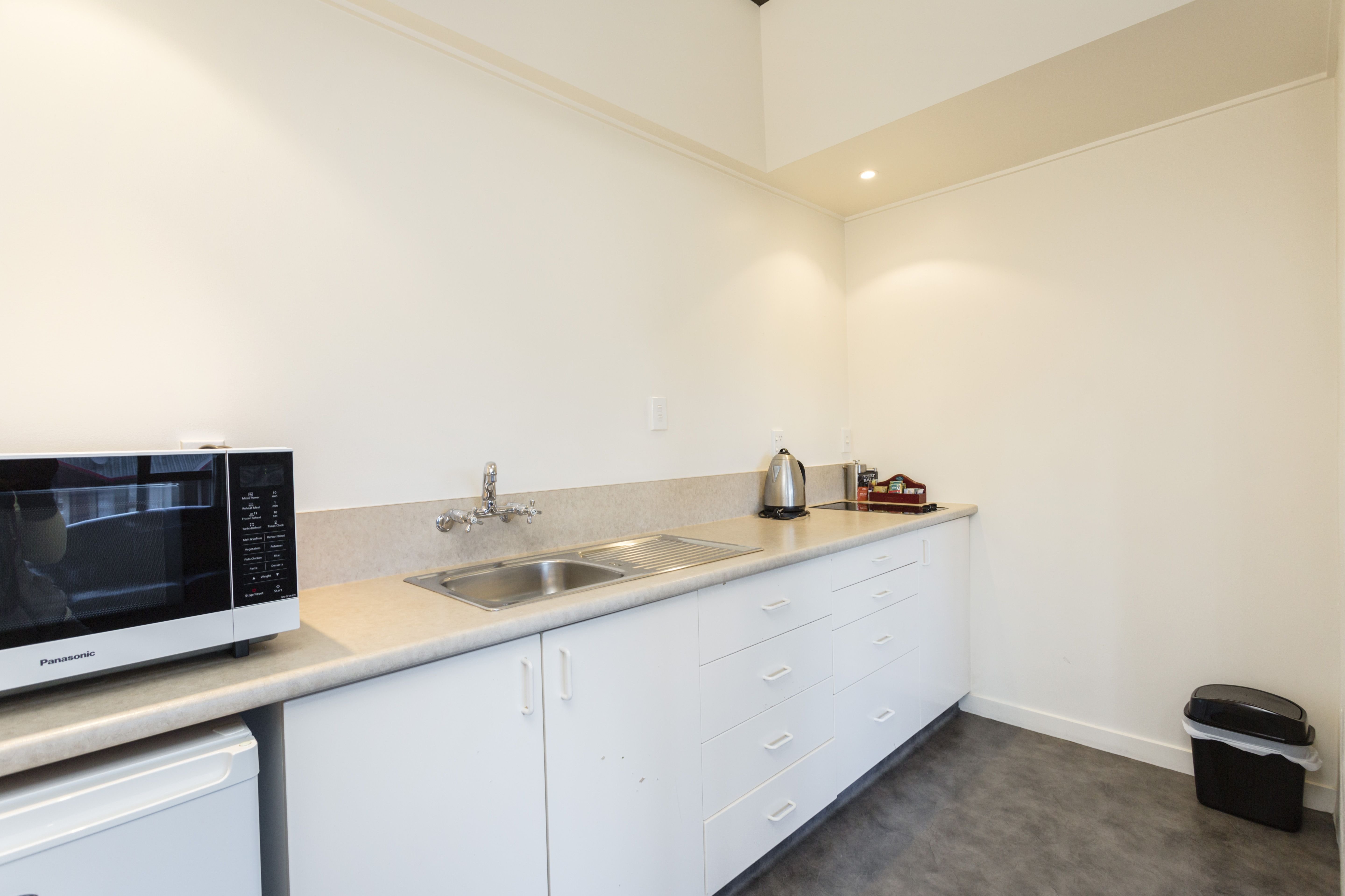 755 Regal Court 1/11