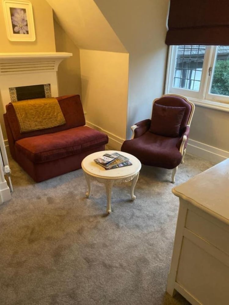 Langtry Manor Hotel 31/47